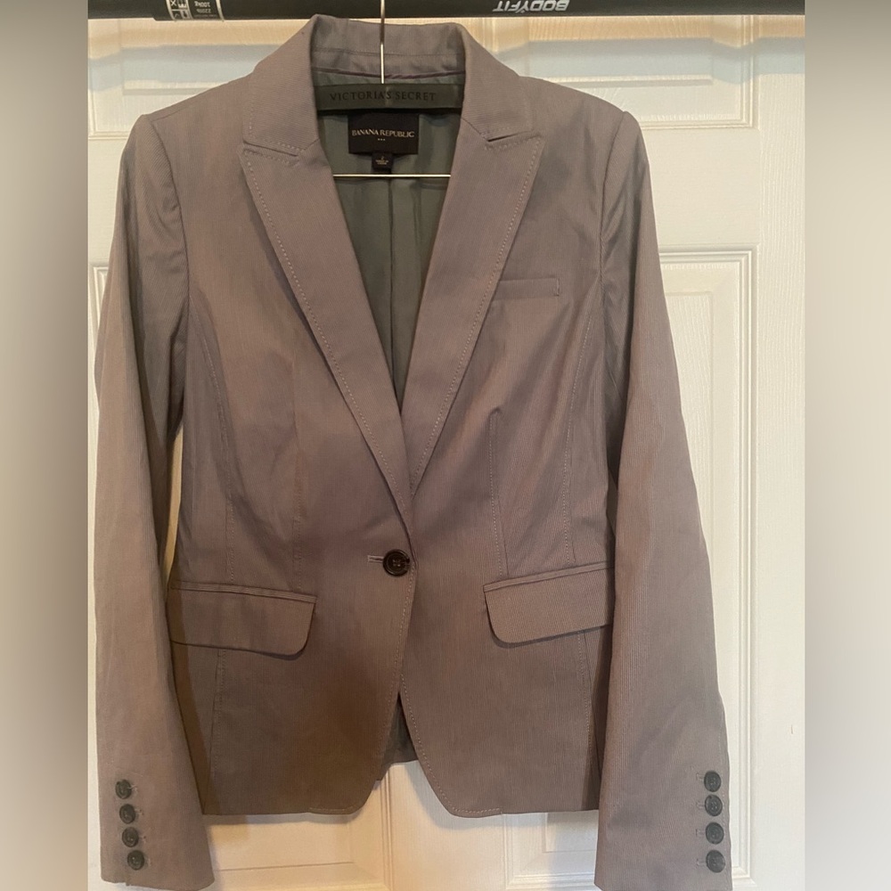 Banana Republic Pin stripe jacket